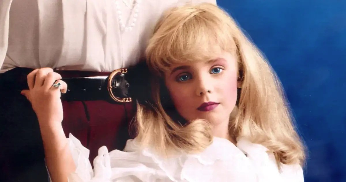 Autopsy Photos Of The Murdered Child Beauty Queen Ramsey(03)