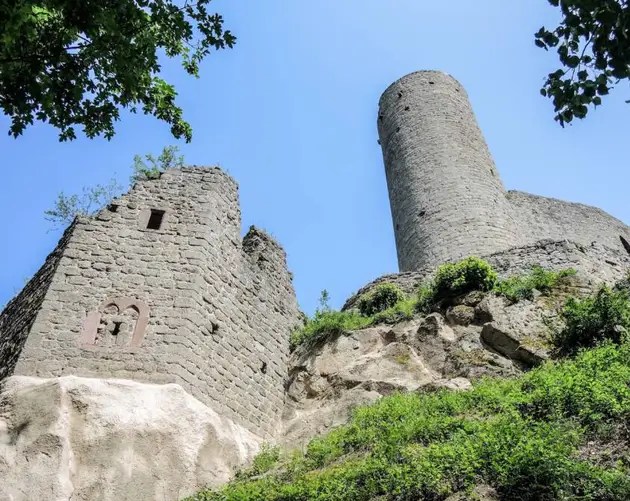 Blue Sky And Chateau Dandlau Walls