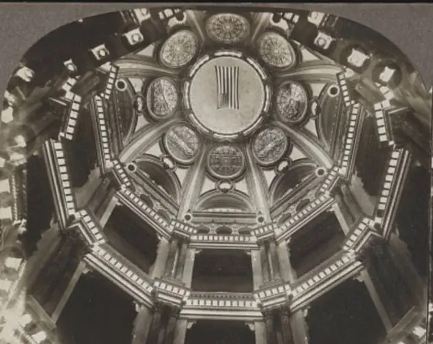 Interior Of Chicago Federal Building Dome