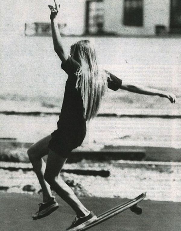 Vicky Vickers Skateboarding