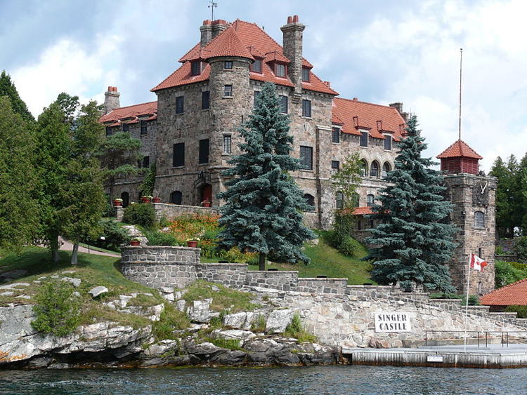 10 Spectacular New York Castles Fit For American Royalty