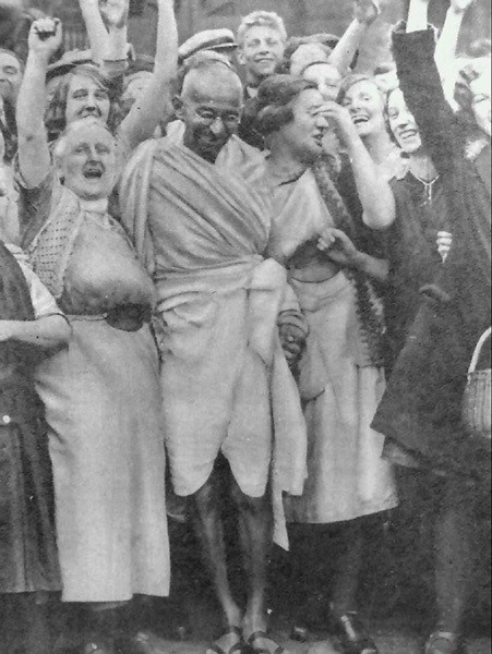 Gandhi With Textile Workers