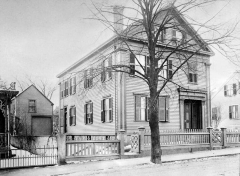 Did Lizzie Borden Really Murder Her Own Parents With An Ax?