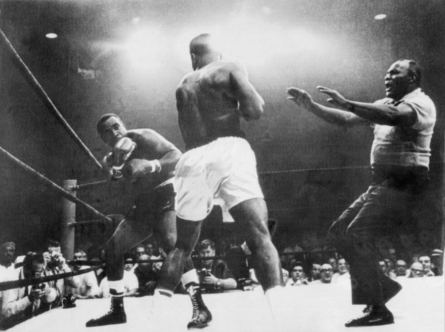Ali About To Knock Out Liston