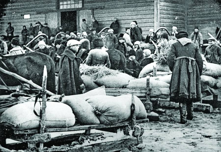 27 Horrifying Photos Of Holodomor, The Ukrainian Famine That Killed