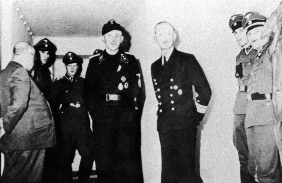 Theodor Morell And Guards