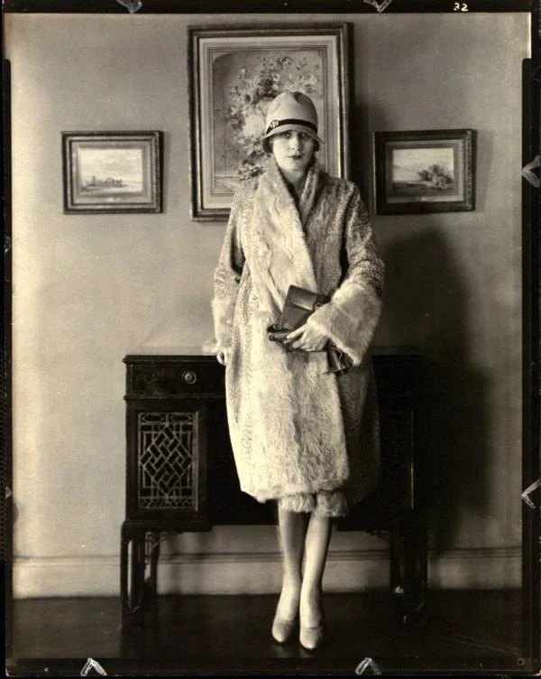 Flappers Photos And Stories That Capture The Jazz Age It Girls In Action