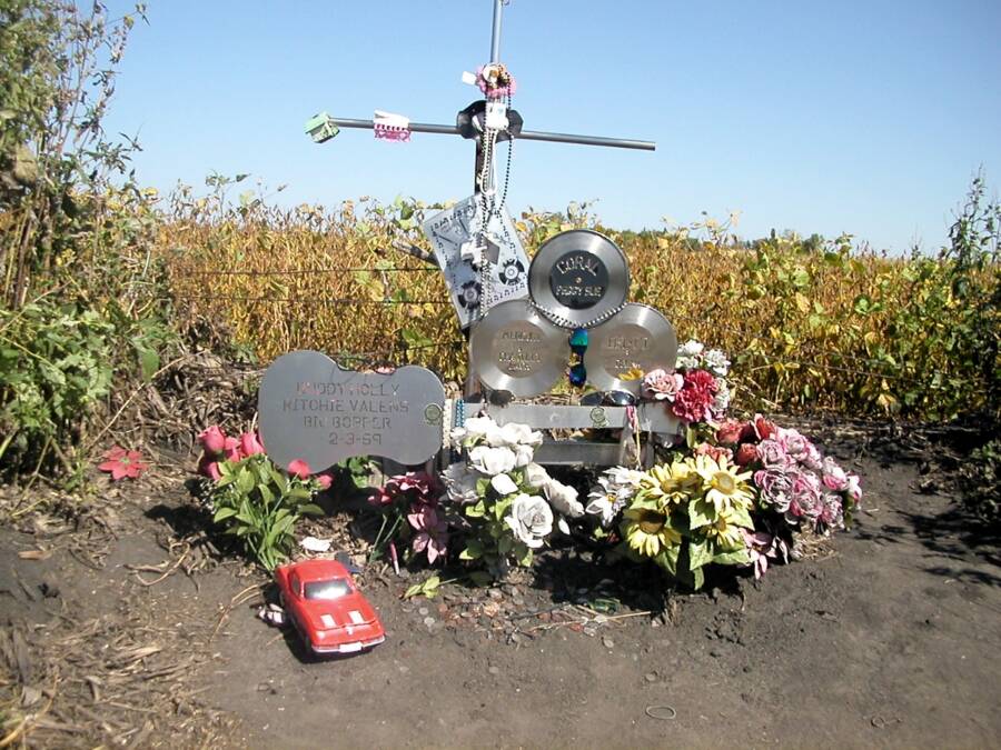Buddy Holly Monument