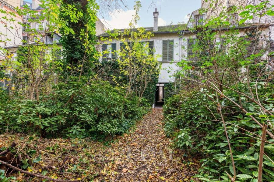 12 Rue Oudinot Garden