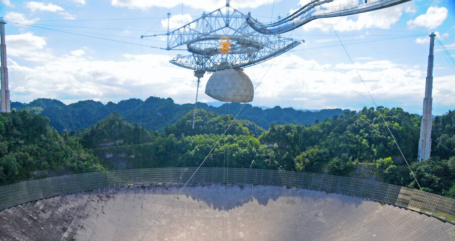 AlienHunting Arecibo Telescope Mysteriously Damaged Overnight