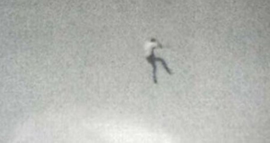 The Story Of Keith Sapsford, The Stowaway Who Fell From A Plane