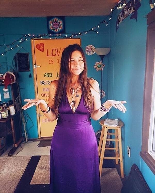 Amy Carlson With Open Palms