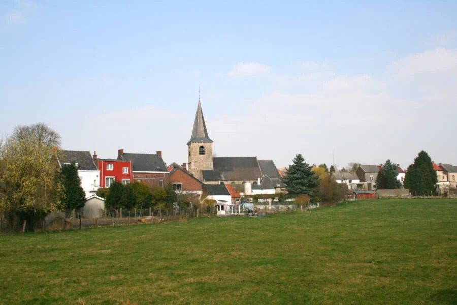 Erquelinnes Village