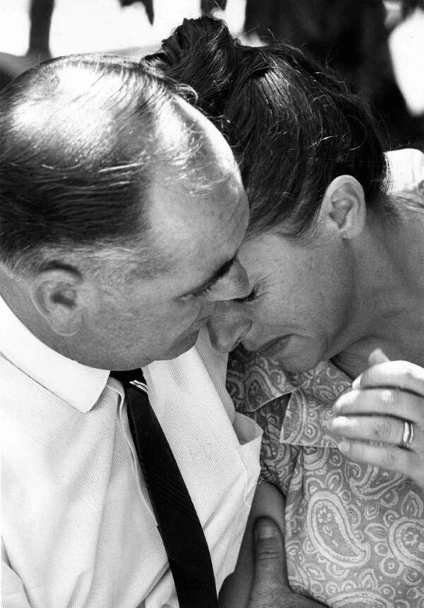 Jim And Nancy Beaumont Hugging