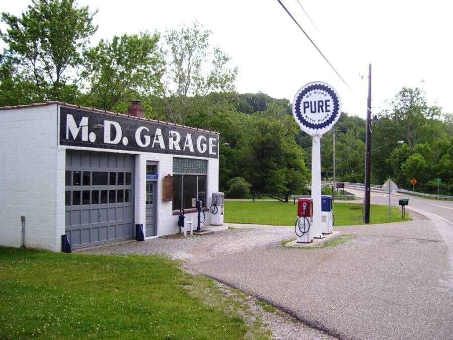 Helltown Ohio&rsquo;s Gas Station