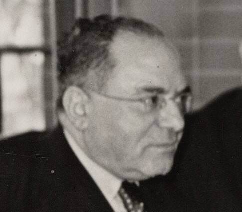 Arnold Van Den Bergh