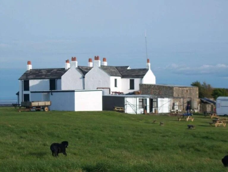England's Tiny Piel Island Is Looking For A New Monarch