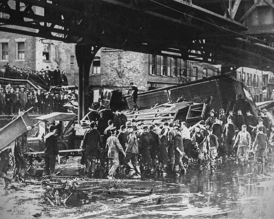 Crowd Assessing Flood Damage