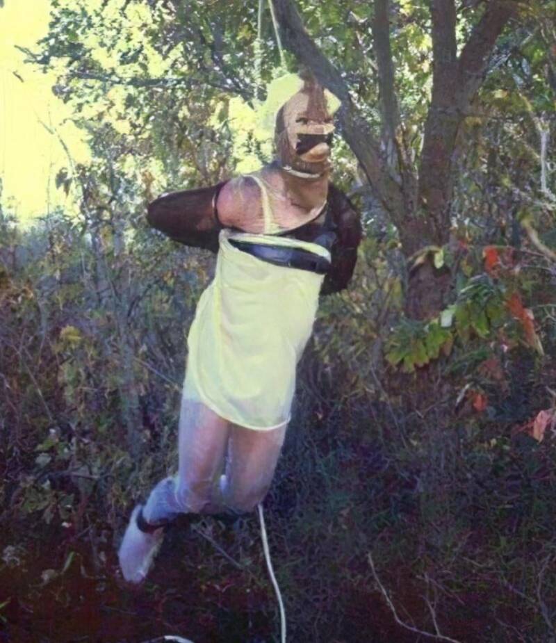 23 Eerie Photos That Serial Killers Took Of Their Victims