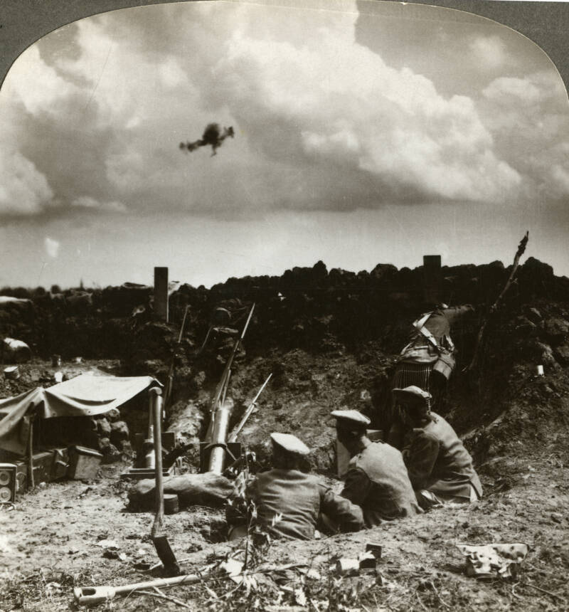 WW1 Trenches 55 Photos That Reveal Life In Trench Warfare