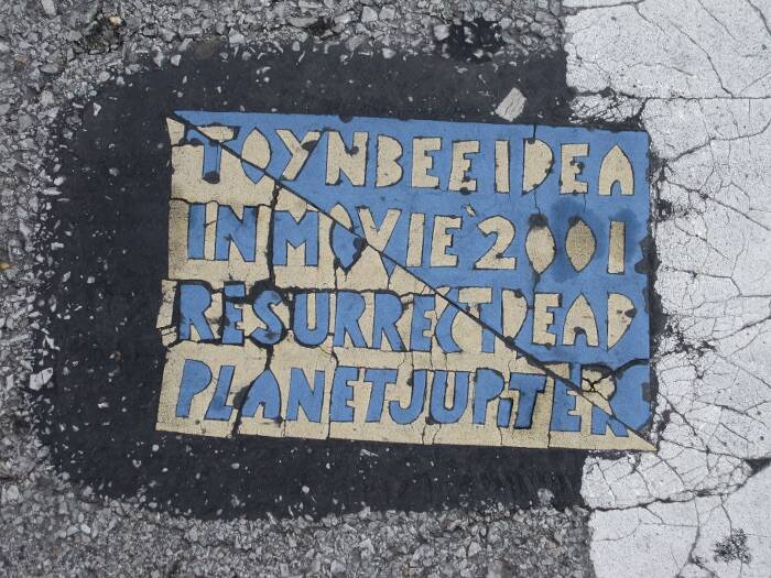 Toynbee Tiles