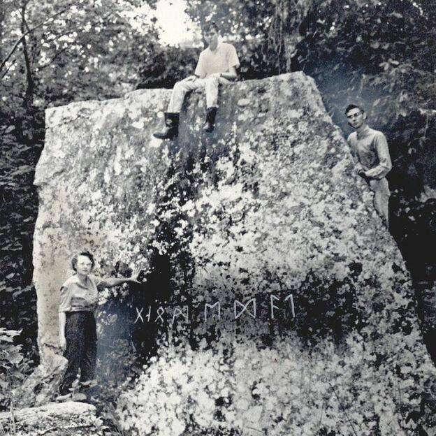 Gloria Farley With The Oklahoma Runestone