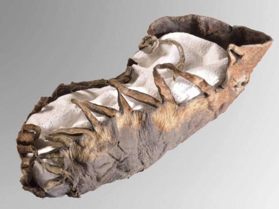 Child&rsquo;s Shoe