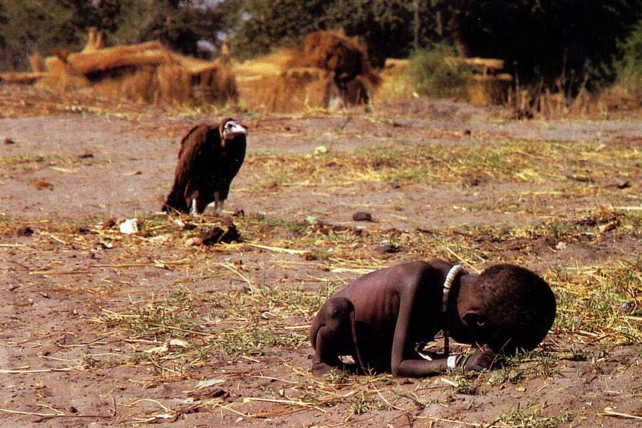 Kevin Carter Photo The Vulture And The Little Girl