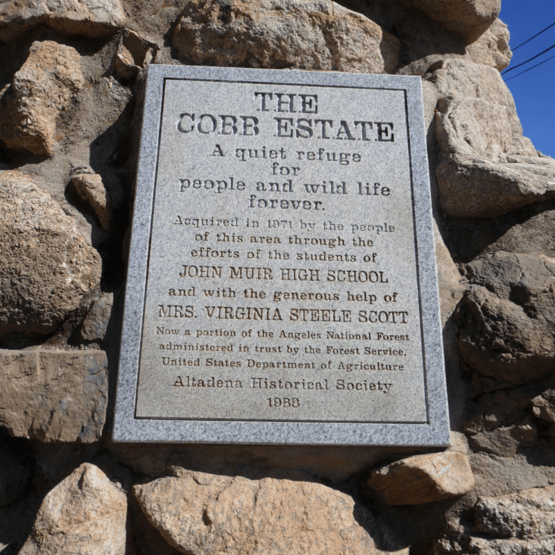 Welcome Plaque