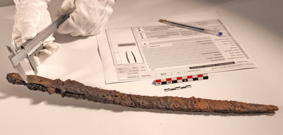 Excalibur Sword Found In Valencia