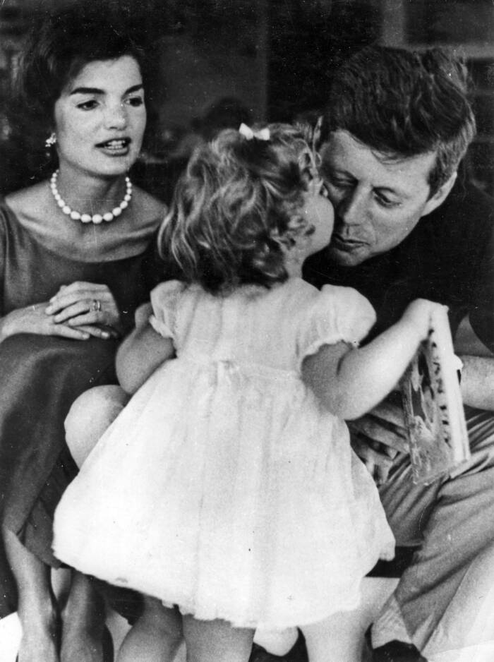 Jackie And John With Caroline