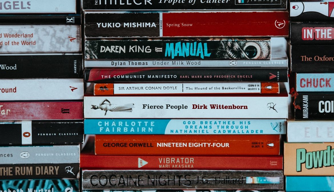 Paperbacks vs. Mass Market Paperbacks Understanding the Differences in
