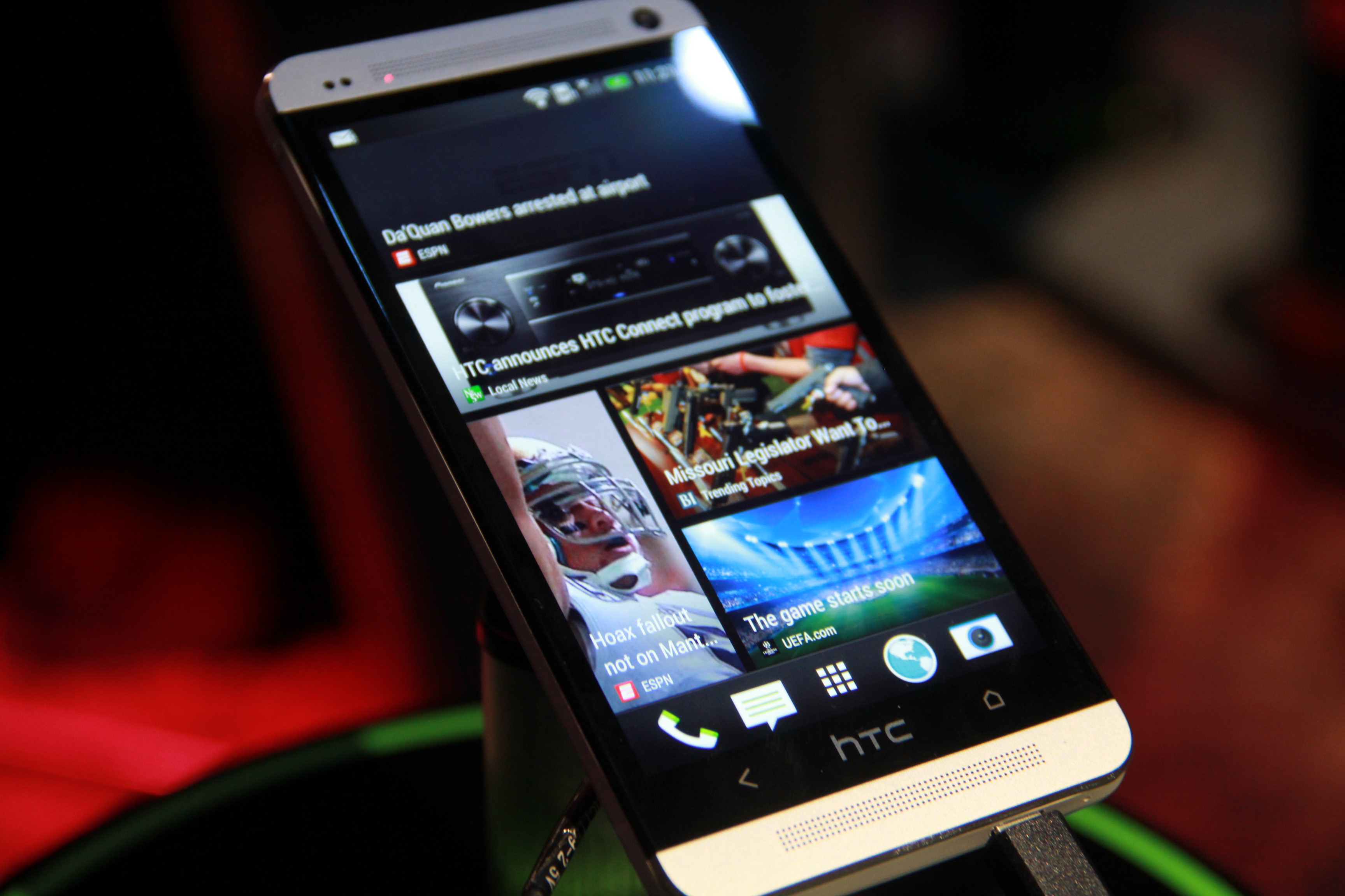 As Expected, HTC Unveils Its New Flagship Phone, the HTC One Lauren