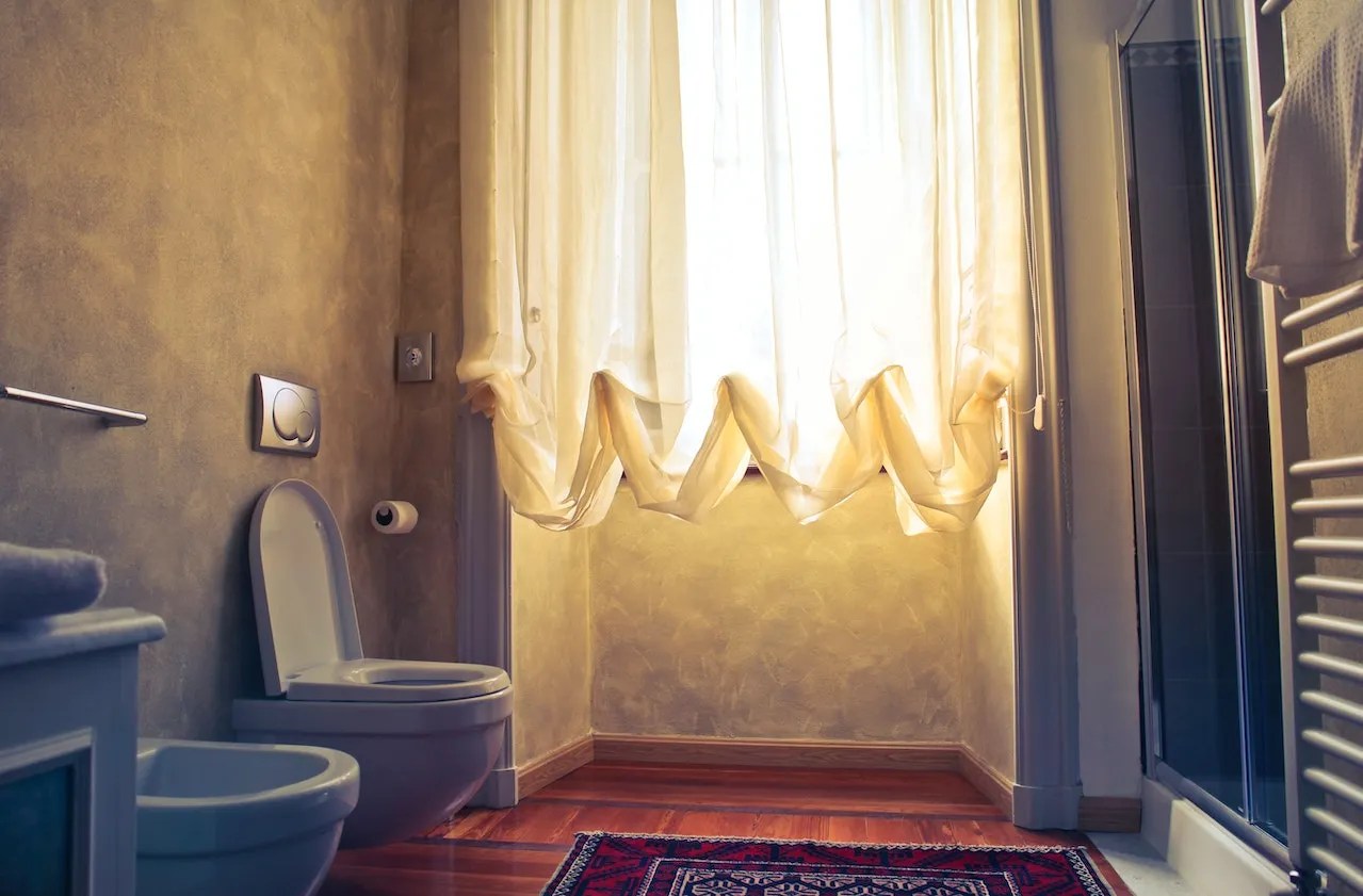 How To Build An Ada Compliant Bathroom For Public Use