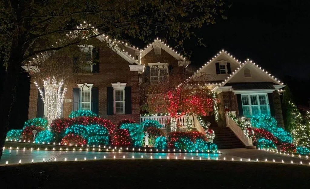 Holiday Lighting Solutions Professional Christmas Lights in North
