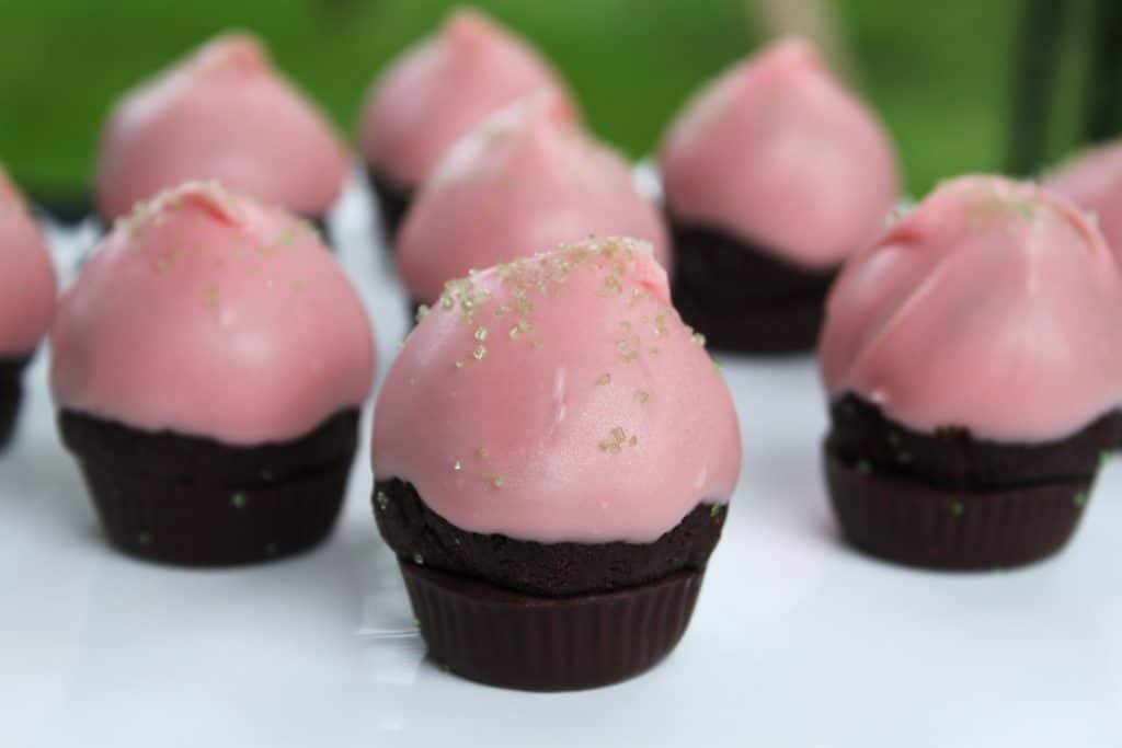 How To Make Cake Balls Cupcake Style