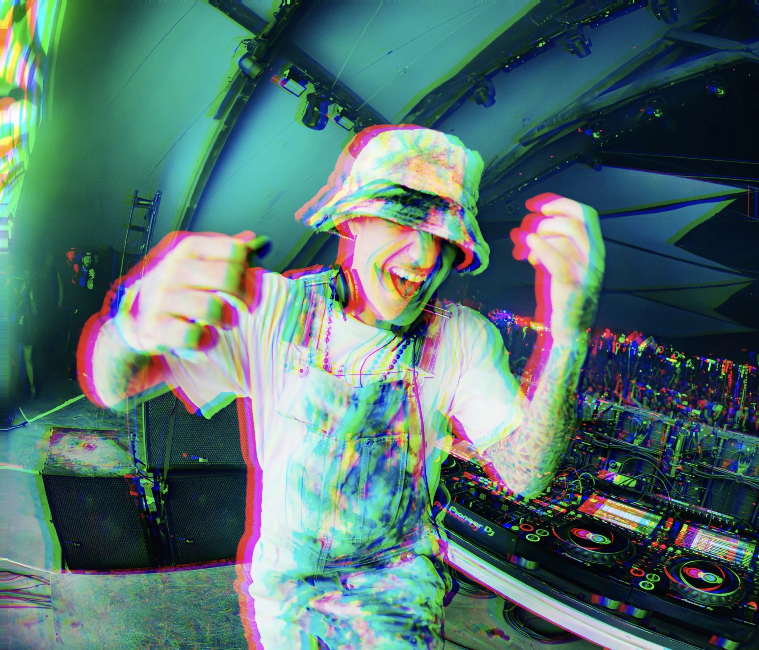 LSDREAM Announces The Radical Audio Visual Experience Tour