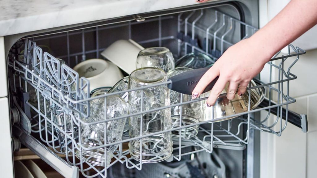 GE dishwasher just beeps but won't start