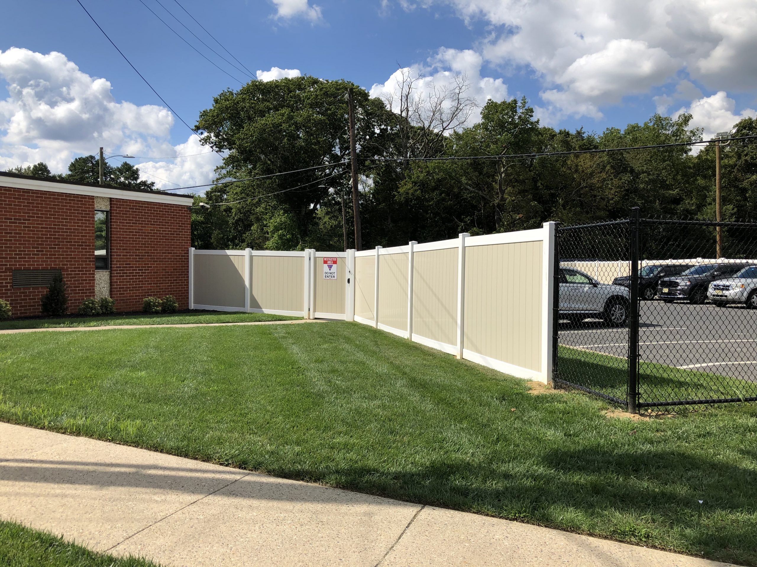 Commercial Vinyl Fence All Vinyl Fence
