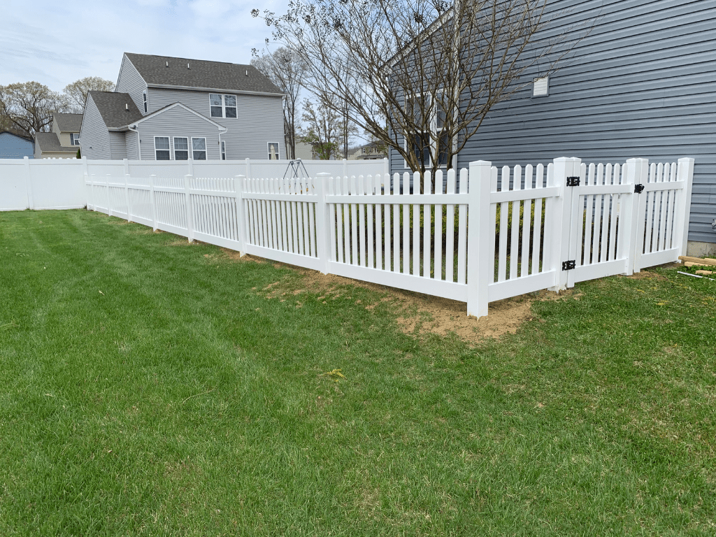 Residential Vinyl Fence All Vinyl Fence