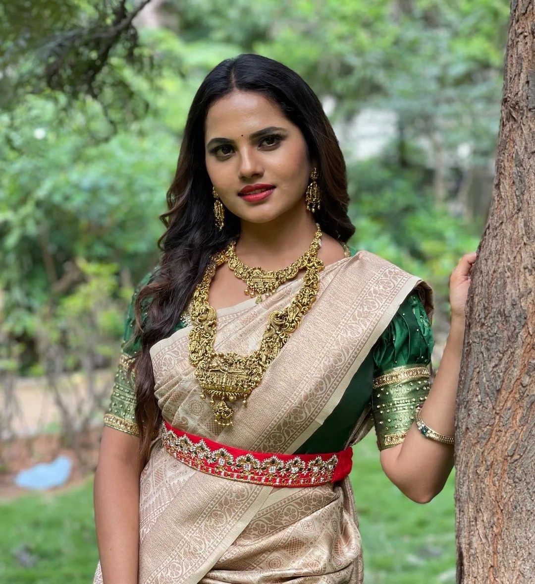 Priyanka Chowdary Age, Family, Husband, Serials, Movies, Biography & More
