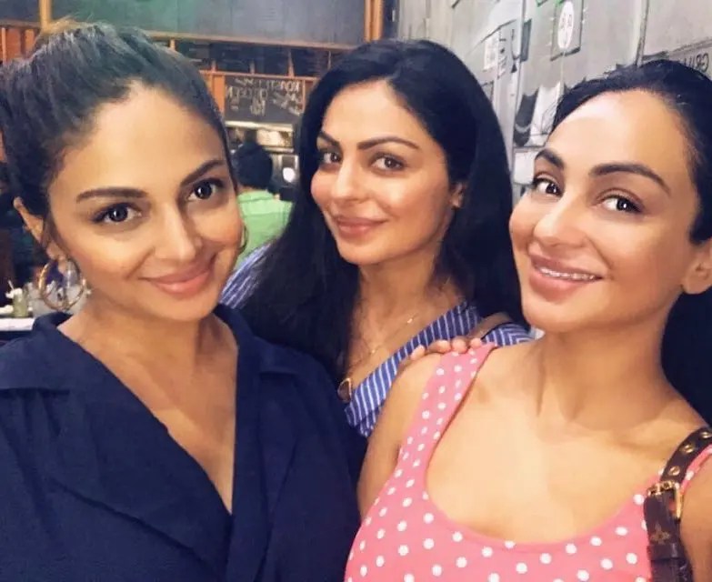 Neeru Bajwa Age, Height, Sister, Husband, Family, Movies, Biography
