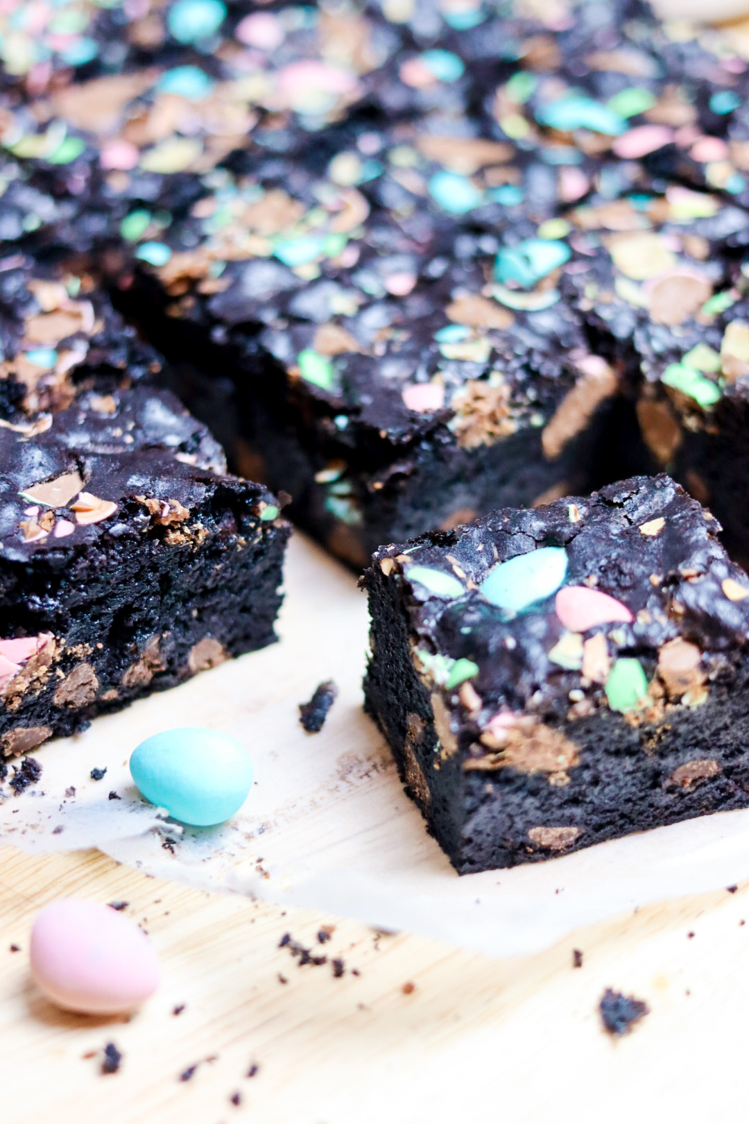 the BEST (and easy) mini egg brownies! baking with ally