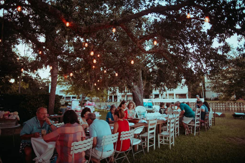 Easy Outdoor Couples Baby Shower Ideas couples baby shower baby shower