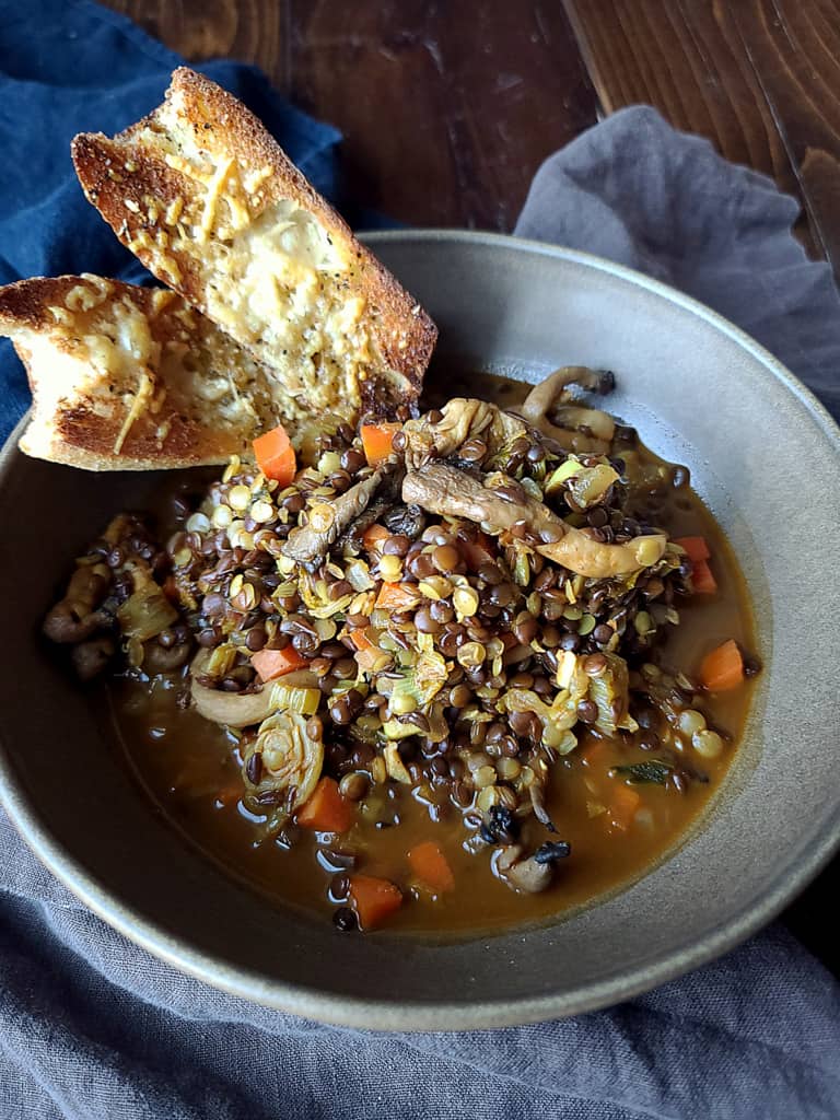 Easy Mediterranean Lentil Soup lentil soup healthy