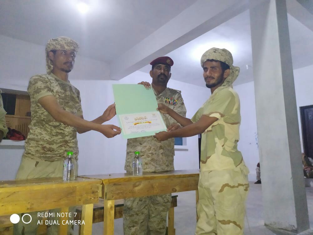 تنفيذا لتوجيهات القائد ” البحسني “.. شعبة الهندسة بالمنطقة العسكرية الثانية تكرم مبرزيها