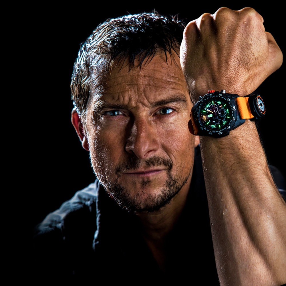 What watch does Bear Grylls wear? Almost On Time