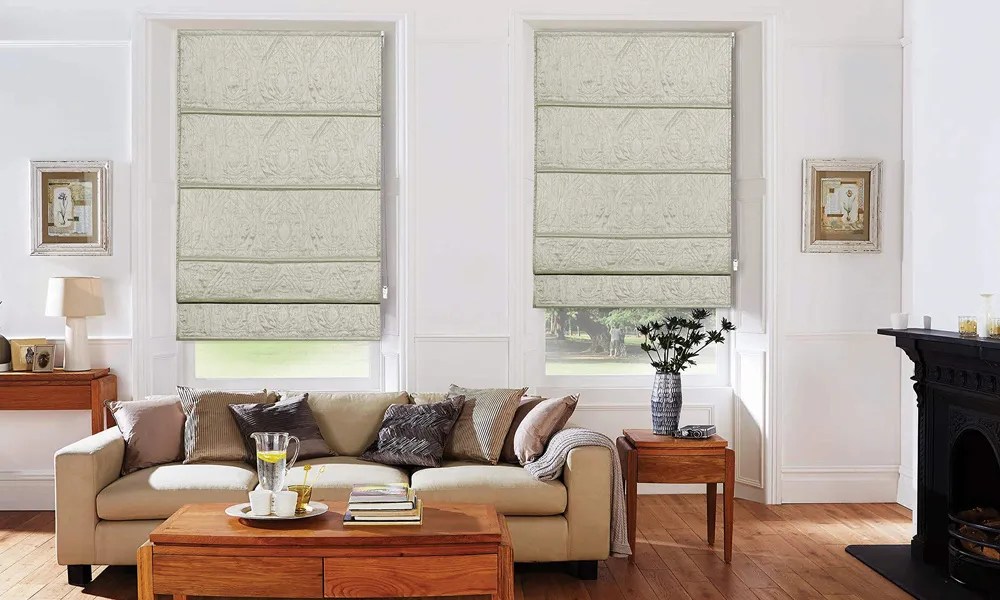 An Ultimate Guide to Roman Blinds vs Roller Blinds Al Nibras