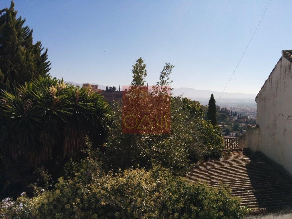 Houses in Granada, Andalucia, Spain. House on sale in Albaicín Alto