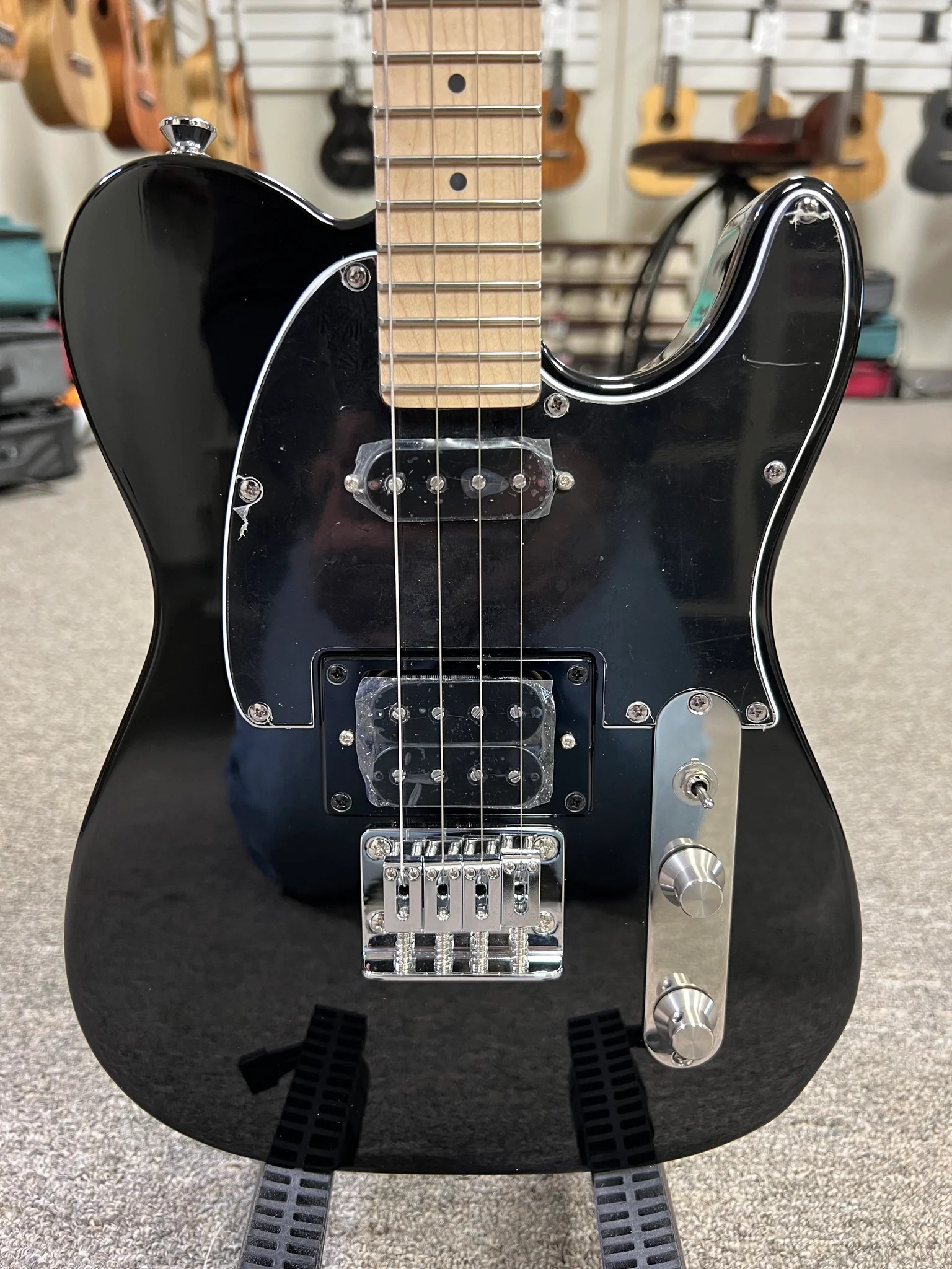 Risa Tenor TE Tele Style Black Steel String Electric Ukulele w/Case